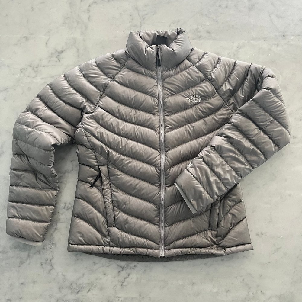 North Face Womens Silver Puffer Coat, goose down
